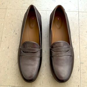 Clarks Dark Brown Leather Flats